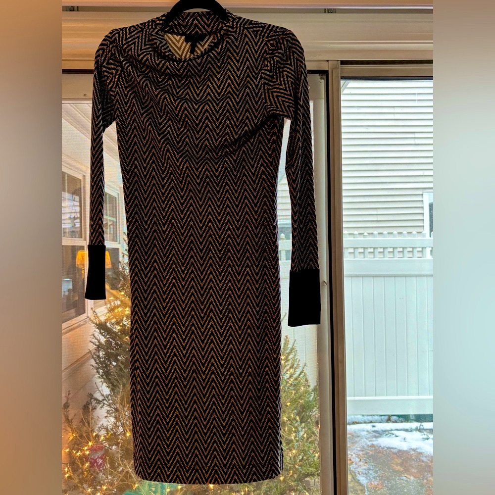 ESCADA SPORT dress 100% silk mockneck chevron black beige midi size 34